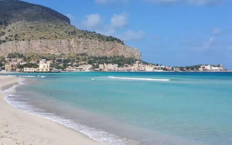 Appartamento Casa Mandorlo a Mondello Esterno foto